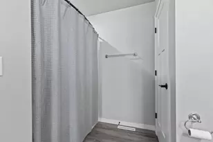 4372 Lakeland Dr, Oshkosh, WI 54904 - Photo 21