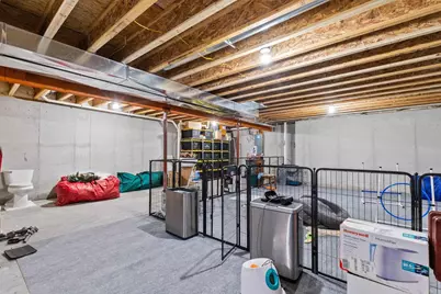 4372 Lakeland Drive, Oshkosh, WI 54904 - Photo 31