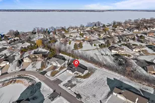 4372 Lakeland Dr, Oshkosh, WI 54904 - Photo 37