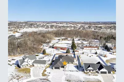 2448 Riddle Court, De Pere, WI 54115 - Photo 71