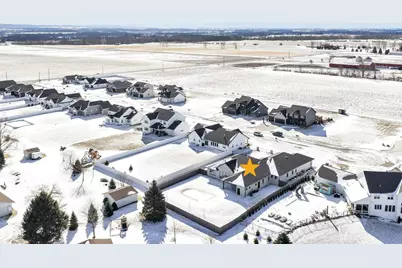 2448 Riddle Court, De Pere, WI 54115 - Photo 11