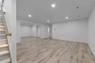 N8881 Killarney Way, Menasha, WI 54952 - Photo 39