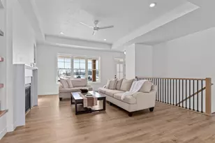 N8881 Killarney Way, Menasha, WI 54952 - Photo 11