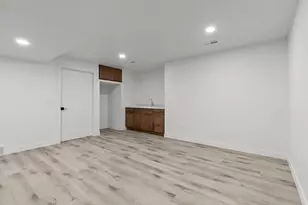 N8881 Killarney Way, Menasha, WI 54952 - Photo 41