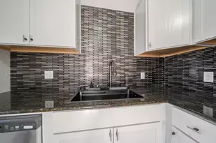 1303 W Prospect Ave, Appleton, WI 54914 - Photo 11