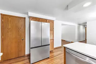 2801 Meadow Flower Ln, Suamico, WI 54313 - Photo 9