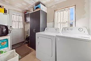 305 Carney Blvd, Marinette, WI 54143 - Photo 11