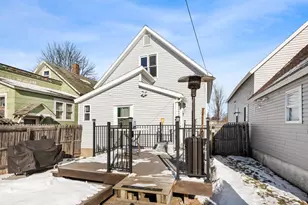 305 Carney Blvd, Marinette, WI 54143 - Photo 17