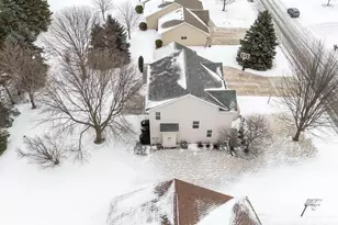 W6054 Zinnia Dr, Appleton, WI 54915 - Photo 43