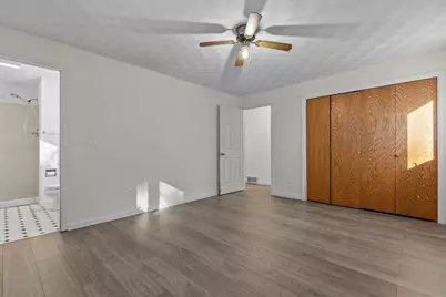 201 E Meadow Grove Boulevard, Appleton, WI 54915 - Photo 23