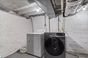 219 W 16th Ave, Oshkosh, WI 54902 - Photo 35