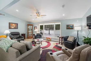 W6329 Peninsula Ct, Neshkoro, WI 54960 - Photo 29