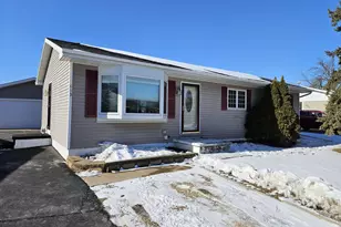 613 McKinley Ave, Omro, WI 54963 - Photo 29