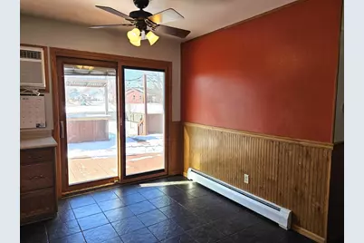 613 McKinley Avenue, Omro, WI 54963 - Photo 7