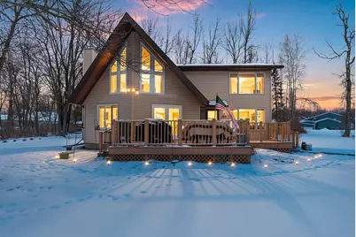 129 W Wallrich Road, Cecil, WI 54111 - Photo 1