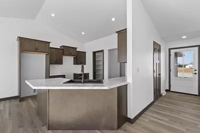 3752 Westpoint Road, Suamico, WI 54313 - Photo 5