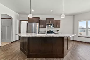 1857 N Margaret St, Appleton, WI 54913 - Photo 9