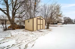 680 Glendale Ave, Oshkosh, WI 54901 - Photo 27