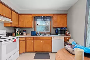 2423 Deckner Ave, Green Bay, WI 54302 - Photo 21