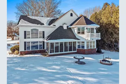 2710 Shorewood Drive, Oshkosh, WI 54901 - Photo 71