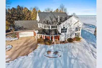 2710 Shorewood Drive, Oshkosh, WI 54901 - Photo 67