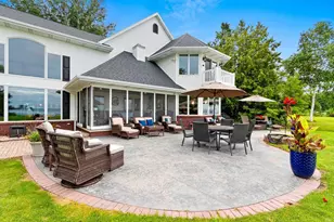 2710 Shorewood Dr, Oshkosh, WI 54901 - Photo 83