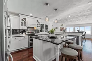 2710 Shorewood Dr, Oshkosh, WI 54901 - Photo 25