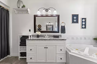 2710 Shorewood Drive, Oshkosh, WI 54901 - Photo 47