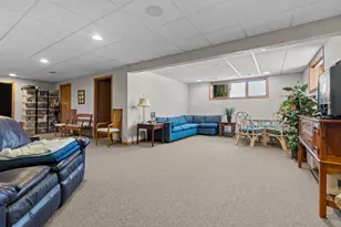 900 Clover Ct, Menasha, WI 54952 - Photo 43