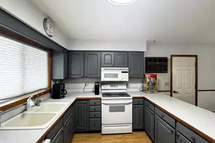 511 S Wells Ave, Peshtigo, WI 54157 - Photo 9