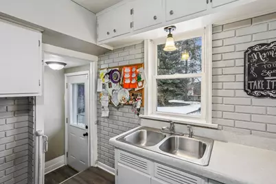 1820 Rankin Street, Manitowoc, WI 54220 - Photo 7