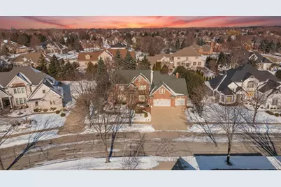 324 E Haddonstone Drive, Appleton, WI 54913 - Photo 3