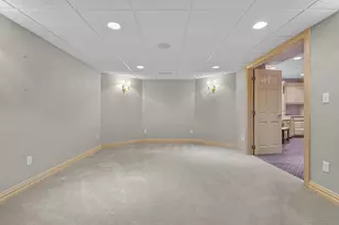 324 E Haddonstone Dr, Appleton, WI 54913 - Photo 27