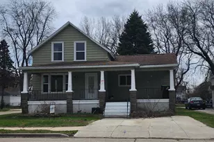 531 6th Ave, Menominee, MI 49858 - Photo 1