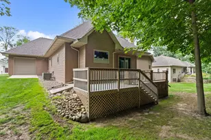 448 Harvest Rd, Green Bay, WI 54302 - Photo 47