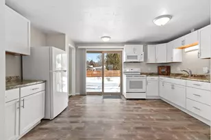 1140 S Evergreen St, Shawano, WI 54166 - Photo 15