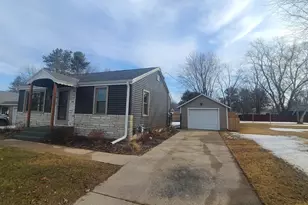 1140 S Evergreen St, Shawano, WI 54166 - Photo 39