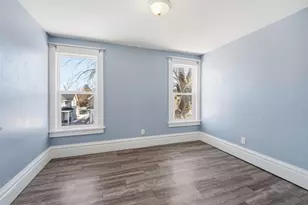 513 Evans St, Oshkosh, WI 54901 - Photo 13