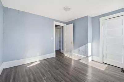 513 Evans Street, Oshkosh, WI 54901 - Photo 17