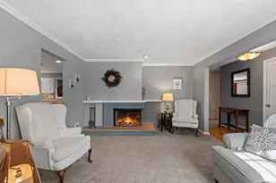 1632 W Cloverdale Dr, Appleton, WI 54914 - Photo 9