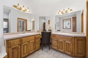 321 E Apple Creek Rd, Appleton, WI 54913 - Photo 19