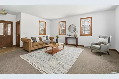 321 E Apple Creek Road, Appleton, WI 54913 - Photo 5