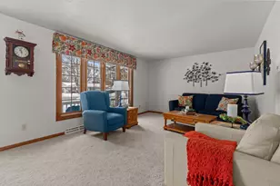 1258 Circle Dr, Green Bay, WI 54313 - Photo 15