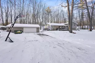 W2412 Twin Pine Ln, Porterfield, WI 54159 - Photo 71