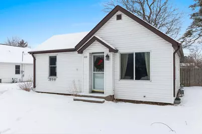 211 S Oakland Avenue, Oconto Falls, WI 54154 - Photo 37