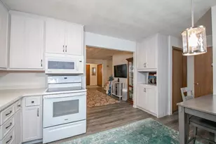 720 S Westhaven Pl, Appleton, WI 54914 - Photo 11