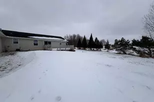 4808 Burg Rd, Lena, WI 54139 - Photo 9