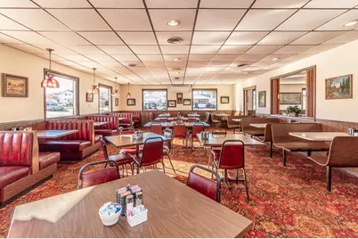 520 S Pearl Street, New London, WI 54961 - Photo 7