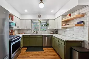 960 Shing Wa Uk Dr, Marinette, WI 54143 - Photo 13