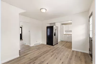 712 Louisa Street, Crivitz, WI 54114 - Photo 7